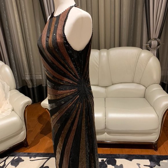 NakulSen 100% Silk Gown with Sequins & Glass Beads - Picture 5 of 15